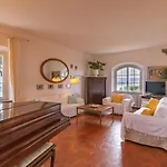 וילה Les Ombrelles *