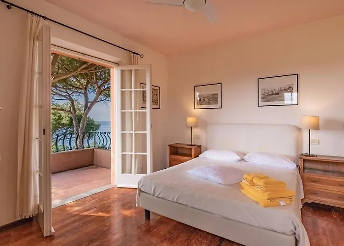 Les Ombrelles * Portoferraio