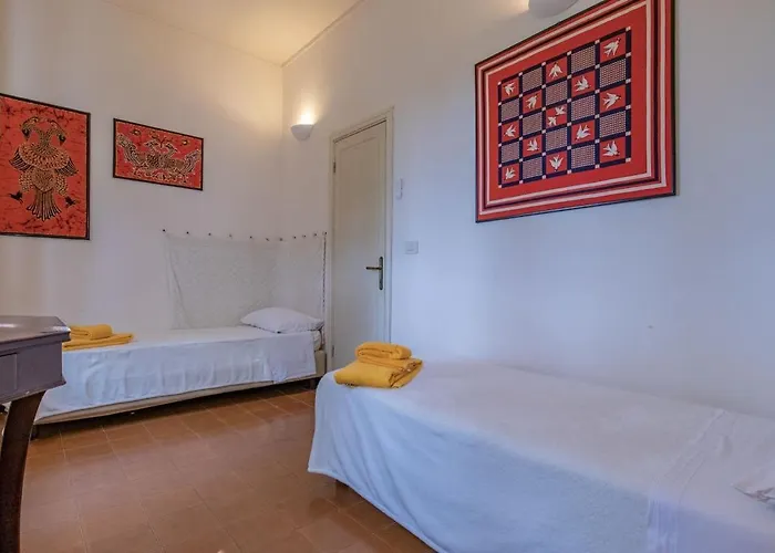 Les Ombrelles Villa *